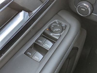 2026 Chevrolet Tahoe - Photo 21