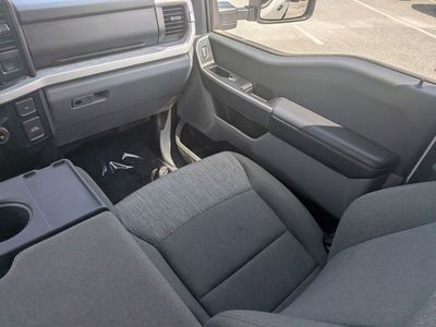 2025 Ford F-250SD - Photo 15