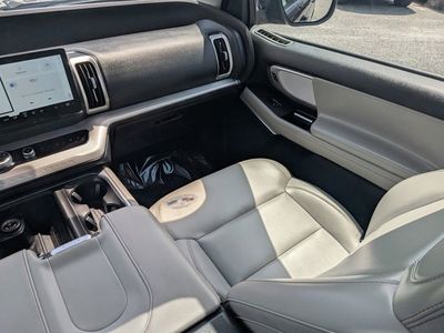 2025 Ford Expedition - Photo 18