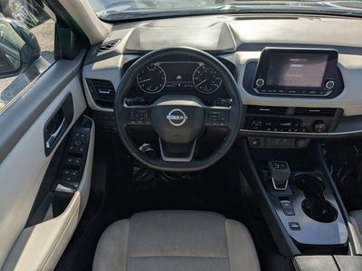 2025 Nissan Rogue - Photo 15
