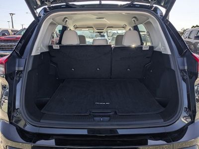 2025 Nissan Rogue - Photo 11