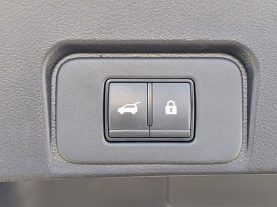2025 Nissan Rogue - Photo 12