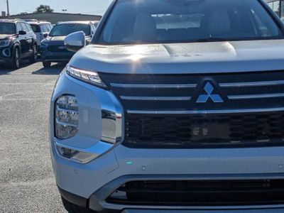 2025 Mitsubishi Outlander - Photo 8