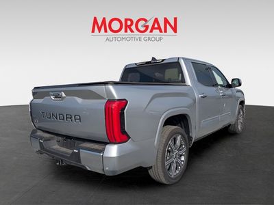 2022 Toyota Tundra Hybrid - Photo 2