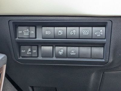 2022 Toyota Tundra Hybrid - Photo 18