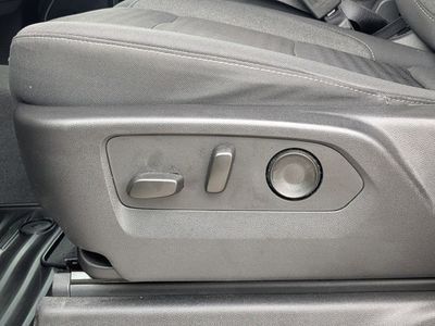 2023 Chevrolet Silverado 1500 — photo 18 view