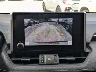 2023 Toyota RAV4 Hybrid - Photo 29