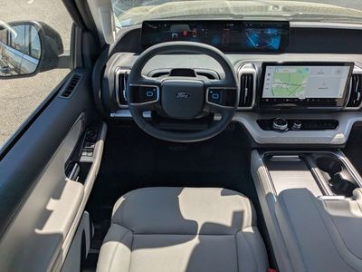 2026 Ford Expedition - Photo 16