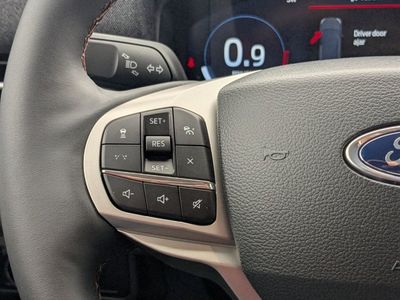 2026 Ford Explorer — photo 25 view