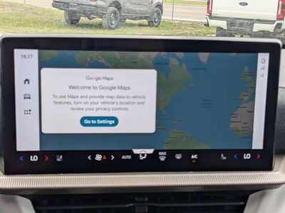 2026 Ford Explorer — photo 32 view