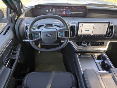 2026 Ford Expedition - Photo 16