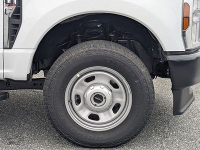 2026 Ford F-350SD - Photo 11
