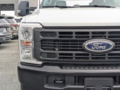 2026 Ford F-350SD - Photo 9