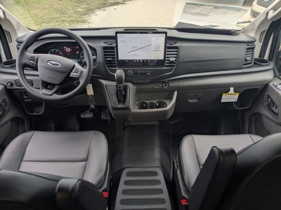 2025 Ford Transit-350 - Photo 13