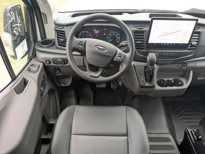 2025 Ford Transit-350 - Photo 14