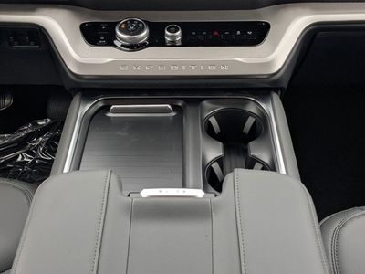 2026 Ford Expedition - Photo 18