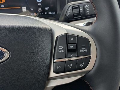 2026 Ford Explorer — photo 25 view