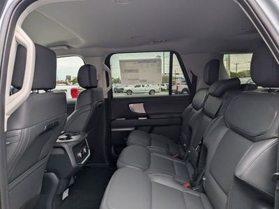 2026 Ford Expedition Max - Photo 14