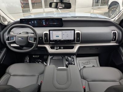2026 Ford Expedition Max - Photo 15