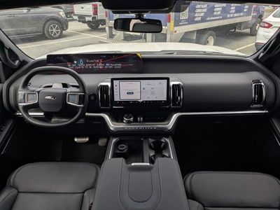 2026 Ford Expedition - Photo 17