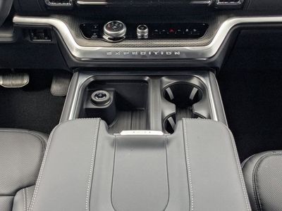 2026 Ford Expedition - Photo 21