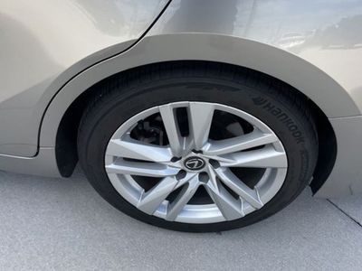 2023 Lexus IS - Photo 10