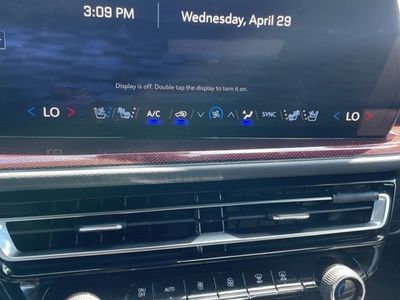2024 Chevrolet Traverse - Photo 17