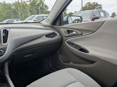 2023 Chevrolet Malibu - Photo 15
