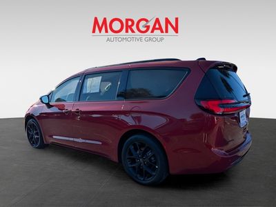 2025 Chrysler Pacifica - Photo 5