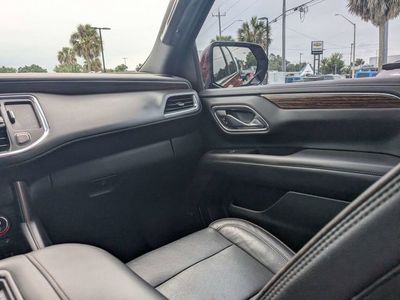 2021 Chevrolet Suburban - Photo 17