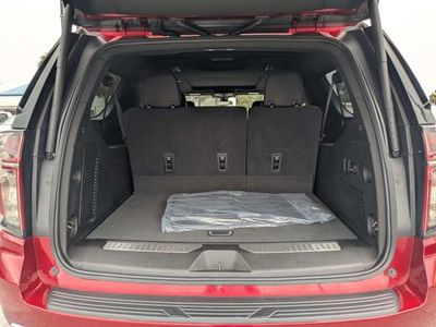 2021 Chevrolet Suburban - Photo 12