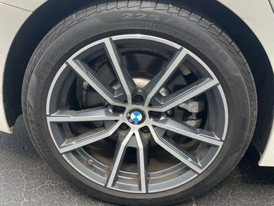 2021 BMW 3 Series - Photo 9