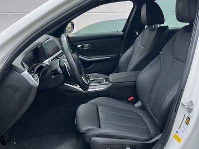2021 BMW 3 Series - Photo 11