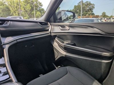 2024 Jeep Grand Cherokee - Photo 16