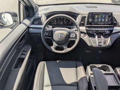 2026 Honda Odyssey — photo 15 view