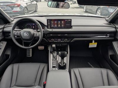 2026 Honda Accord Hybrid - Photo 13
