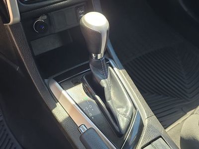 2019 Toyota Corolla - Photo 24