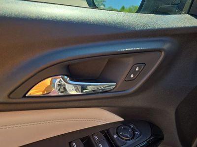 2025 Chevrolet Trax - Photo 18