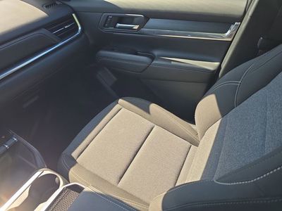 2025 GMC Terrain - Photo 13