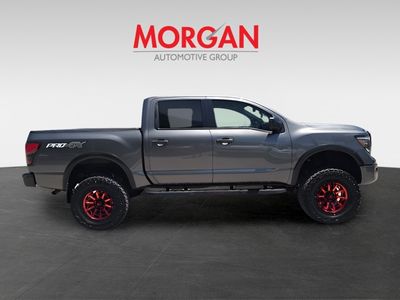 2022 Nissan Titan - Photo 9