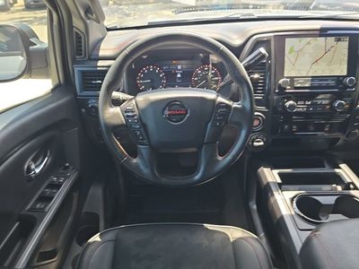 2022 Nissan Titan - Photo 13
