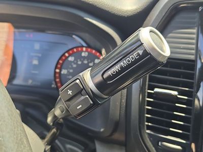 2022 Nissan Titan - Photo 29