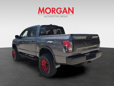 2022 Nissan Titan - Photo 6