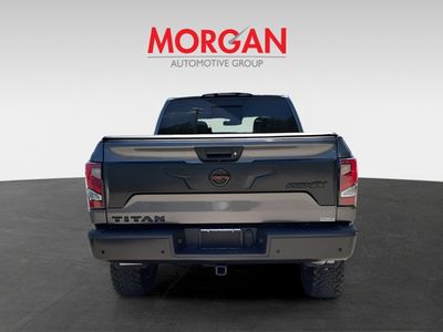 2022 Nissan Titan - Photo 7