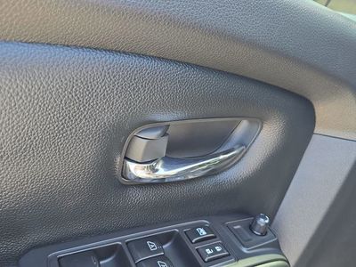 2022 Nissan Titan - Photo 18