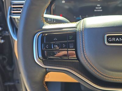 2024 Jeep Grand Wagoneer - Photo 32