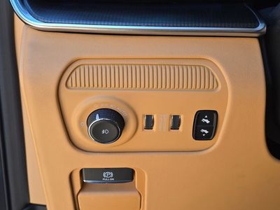 2024 Jeep Grand Wagoneer - Photo 30