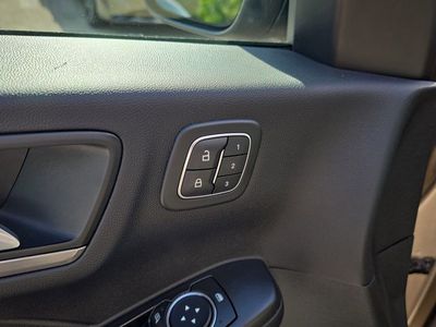 2021 Ford Escape Hybrid - Photo 19