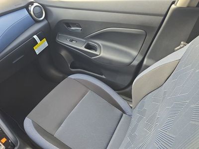 2025 Nissan Versa - Photo 15