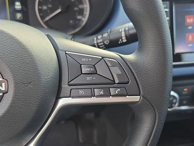 2025 Nissan Versa - Photo 29